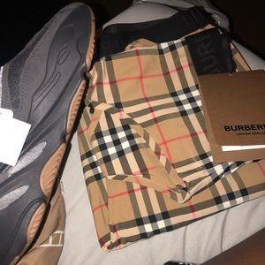 Burberry two piece set